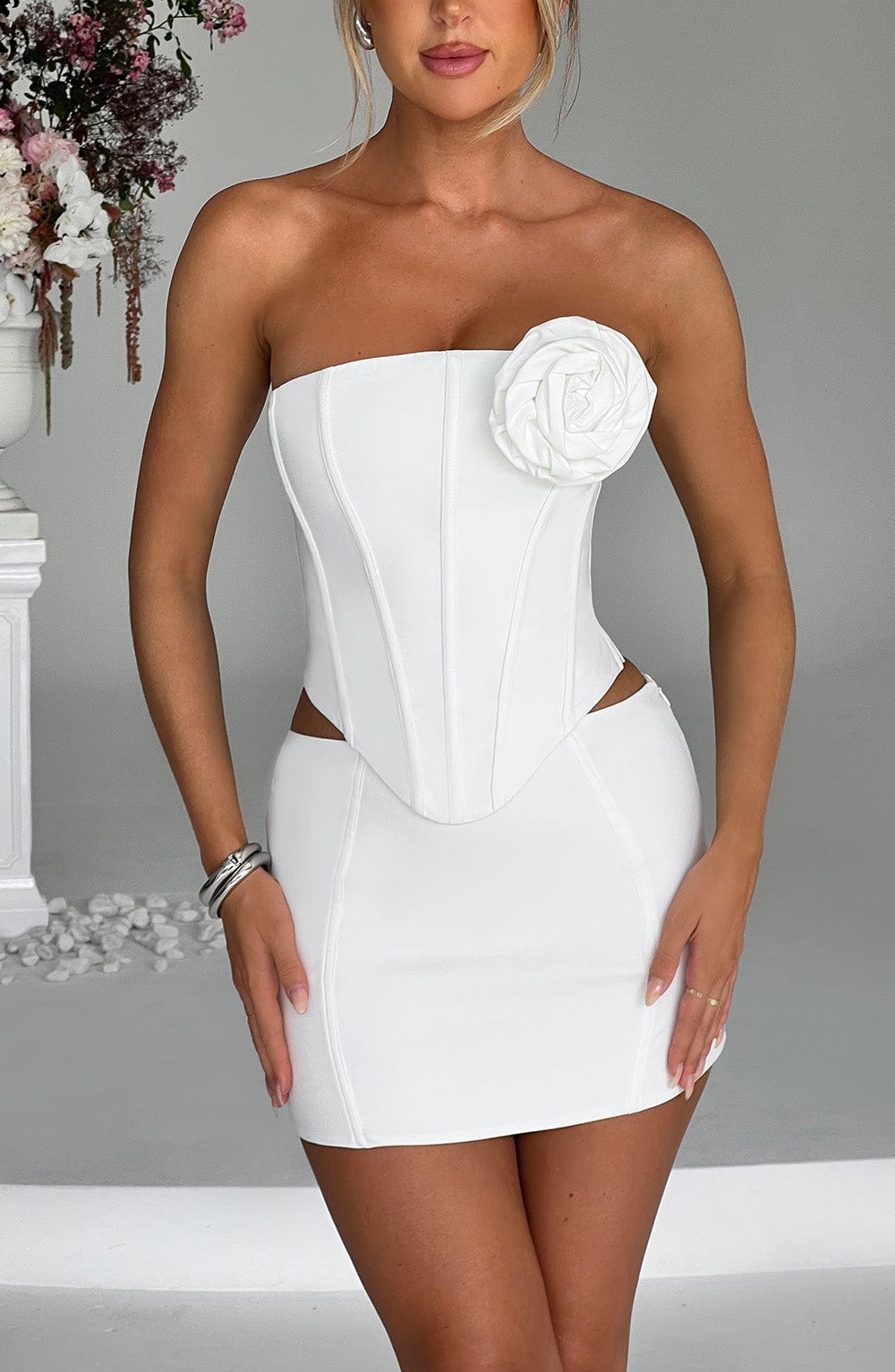 Jacquie Mini Skirt - Ivory - Napalia